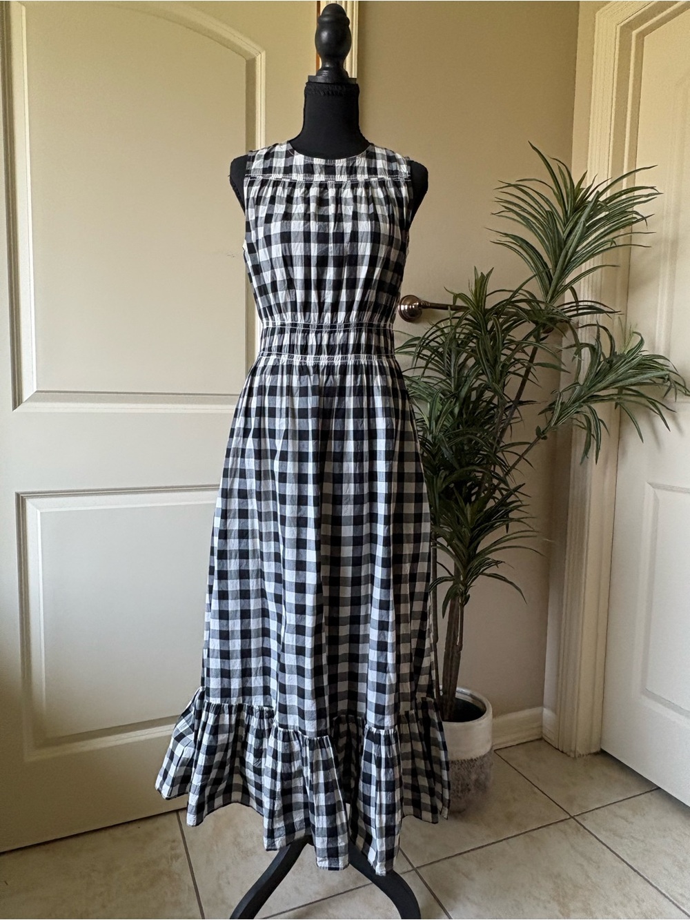 a new day Black and White Gingham Sleeveless Maxi Dress Size S